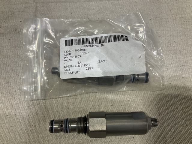 (230) Womack Machine 3915803 Valves
