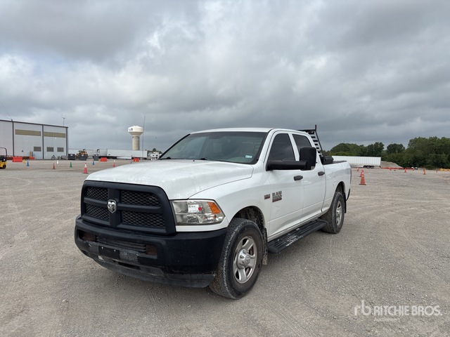 2015 Ram 2500 4x2 Crew Cab Pickup