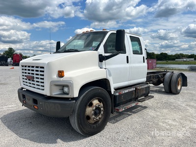 2004 GMC C6500 4x2 Crew Cab Fahrgestell