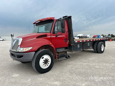2013 International 4300 4x2 Flatbed Truck