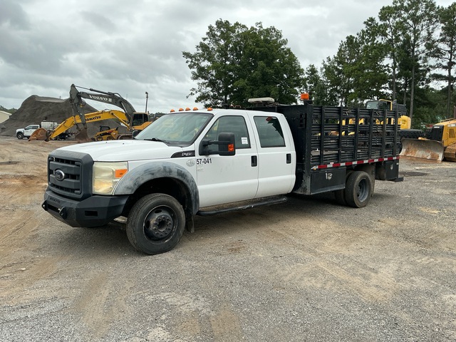 2012 Ford F-450 Super Duty XL 4x2 Crew Cab Flatbed Truck