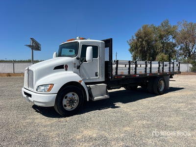 2012 Kenworth T300 4x2 Camión Caja Abierta
