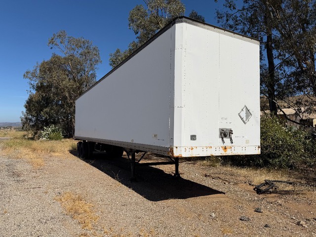 1988 Stoughton 45 ft T/A Van Trailer
