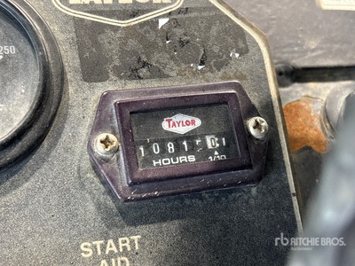 2004 Taylor TB-300L 30000 lb Rough Terrain Forklift