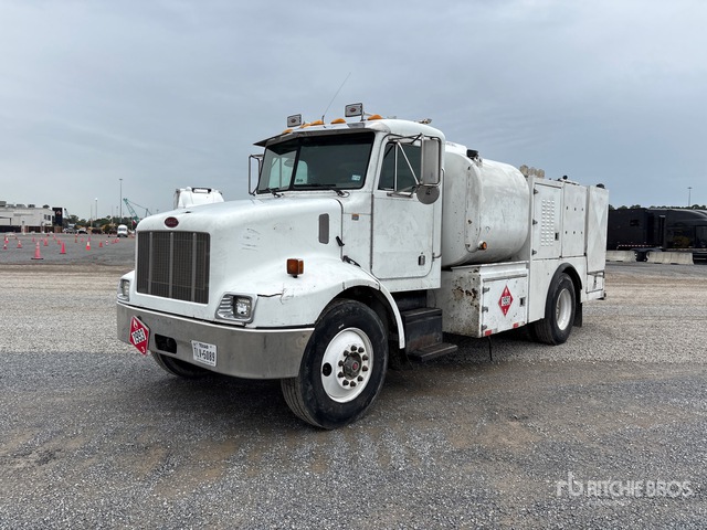 2005 Peterbilt 330 1000 gal 4x2 Fuel and Lube Truck