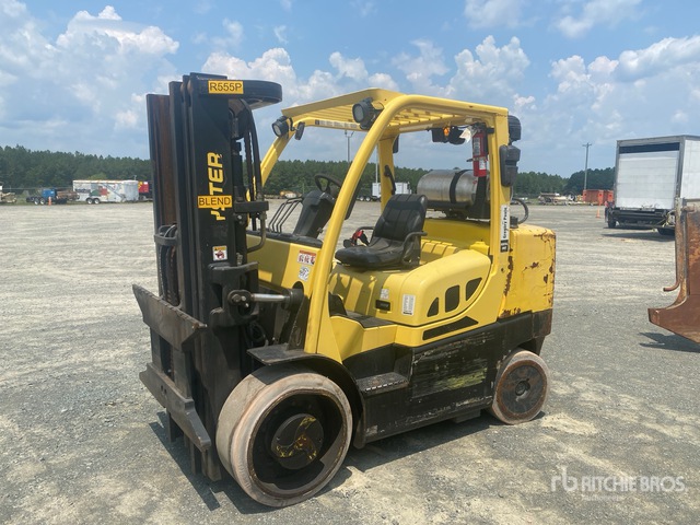 Hyster S155FT 13900 lb Cushion Tire Forklift