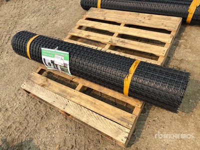 4.9 ft x 164 ft Plastic Mesh Safety Fencing