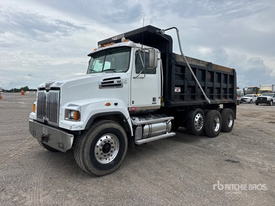 2018 Western Star 4700SF 8x4 Tri/A Dump Truck