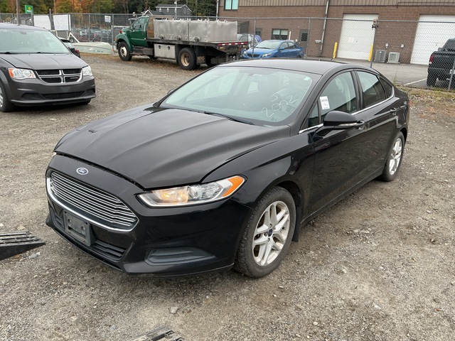 2016 Ford Fusion SE Sedan