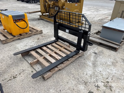 JBX 4000 48 in Fourches pour Skid Steer (Unused)