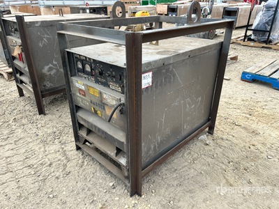 Lincoln Idealarc DC-600 Electric Welder