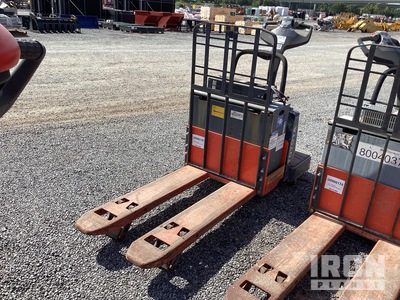 2021 Toyota 8HBE30 6000 lb Electric رافعة الباليت