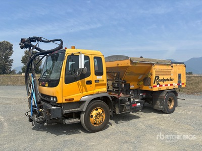 Schwarze RP5TE012 on 2006 GMC T7500 4x2 Asphalt-Thermocontainer Lkw