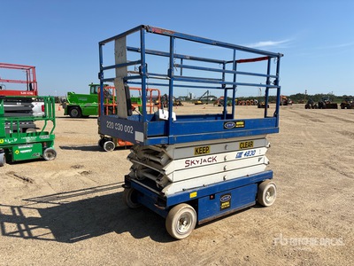 1999 Skyjack 4830 Electric منصة رفع متحركة