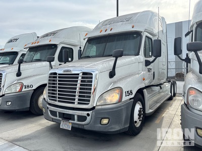 2013 Freightliner Cascadia 125 6x4 T/A Sleeper Truck Tractor