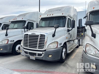 2013 Freightliner Cascadia 125 6x4 T/A Sleeper Truck Tractor