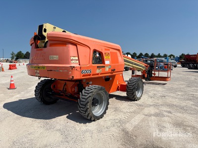 2018 JLG 600S 4WD Diesel ブームリフト