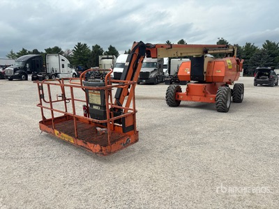 2015 JLG 800AJ 4WD Diesel Articulating Boom Lift