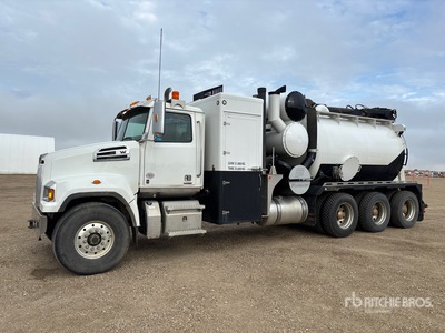 2021 Foremost on 2022 Western Star 4700 SF 8x6 Vacuum Excavator Truck