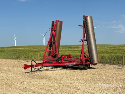 Dutch Manufacturing Super Roller 40 ft Land Roller