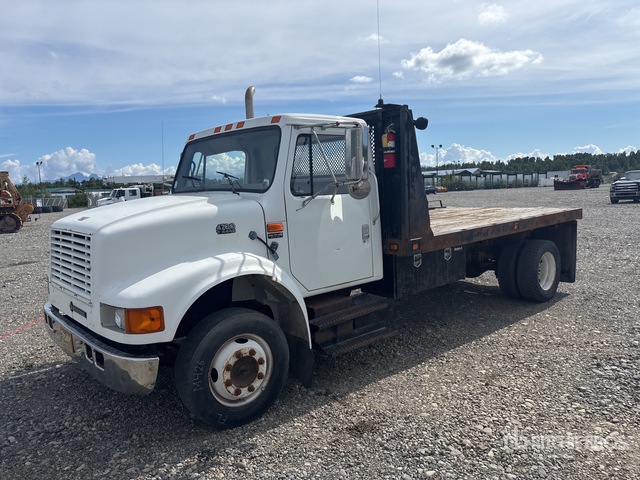 Flatbed Trucks