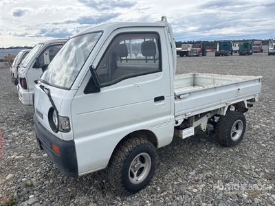 1993 Suzuki DD51T 4x4 Camion utilitaire (Inoperable)