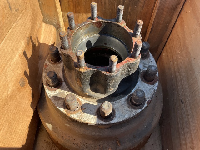 Oshkosh 1442810 Wheel Hub