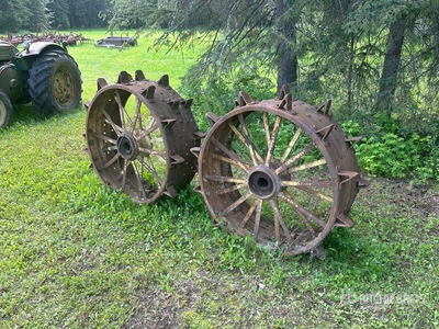 Quantity of (2) Steel Tractor Wheel その他 - 機械部品