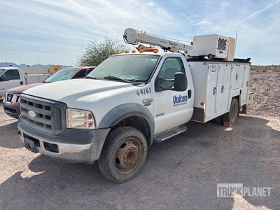 2007 Ford F-550 XL 4x2 شاحنة خدمة