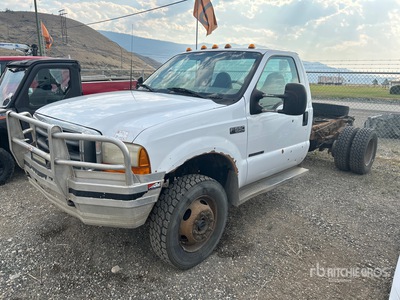 Ford F-550 4x4 サービスカー