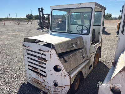 Tractor de remolque (Inoperable)