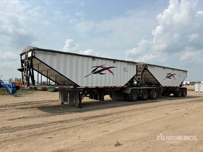 2011 Lode King Prestige Super B-Train Grain Trailer
