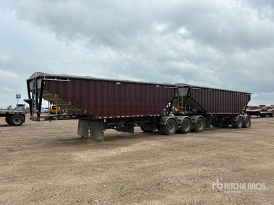 2019 Doepker Super B-Train Lead Remolque de granos
