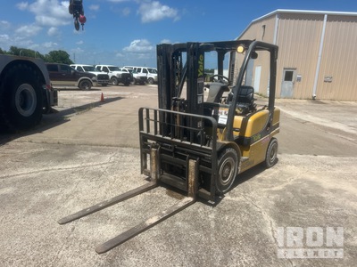 2007 Yale GP050VXEVAE078 5000 lb Pneumatic Tire Carretilla Elevadora