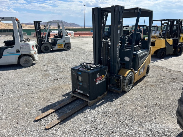 2018 Cat 2EPC5000 4960 lb Electric Forklift
