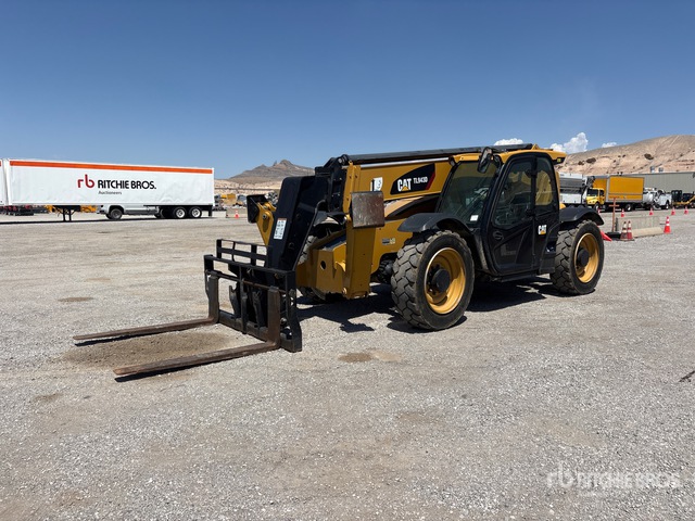2017 Cat TL943D Telehandler