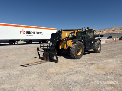 2016 Cat TL943D Telehandler