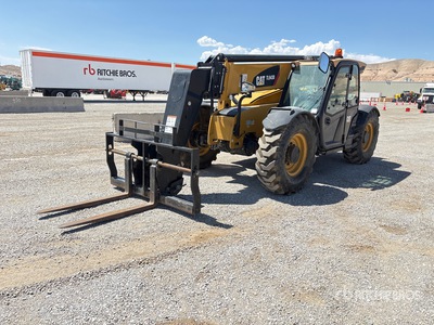2017 Cat TL943D Telehandler
