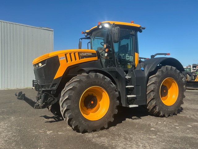 2017 JCB 8330 4WD Tractor