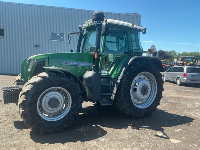 2002 Fendt 712 Vario 4WD Tractor