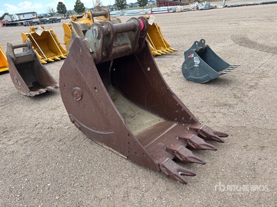 36 in Excavator Bucket
