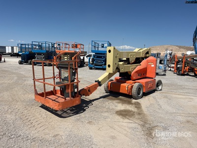 2012 JLG E400AN Articulating Boom Lift
