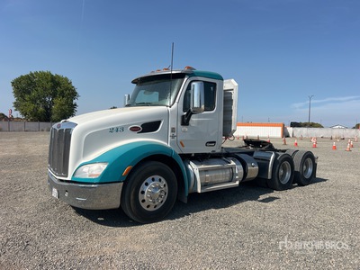 2015 Peterbilt 579 6x4 T/A Day Cab Truck Tractor