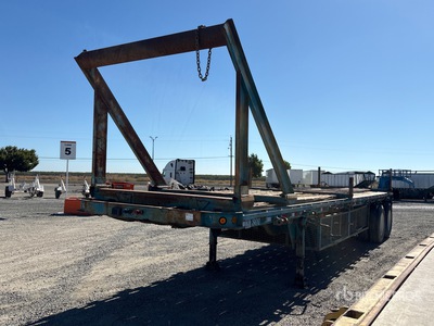 1966 Fruehauf 34 ft T/A Flatbed Trailer