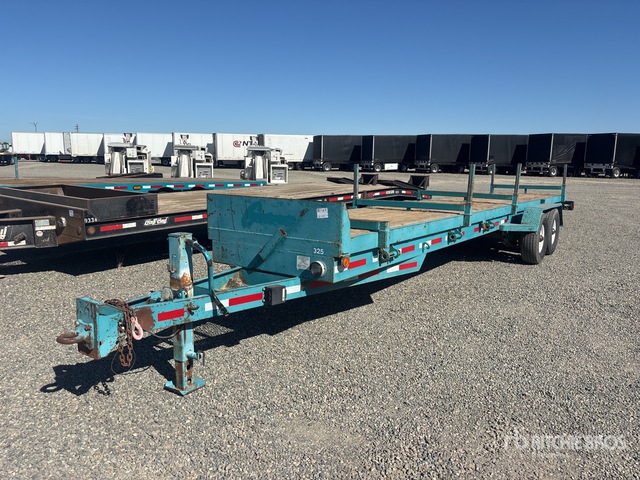 2006 30 ft T/A Pipe Handling Trailer