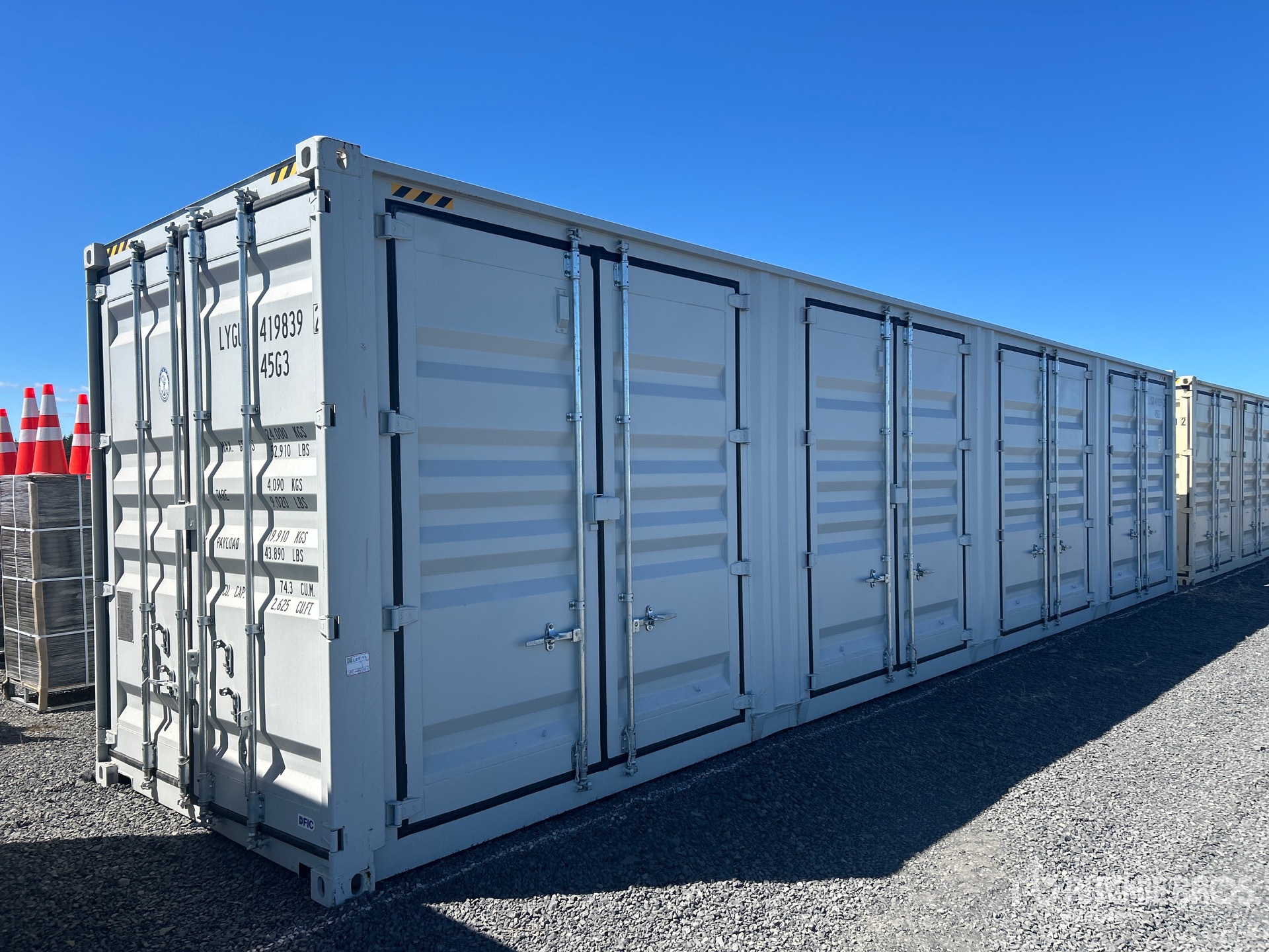 2026 40 ft High Cube Multi-Door Storage Container