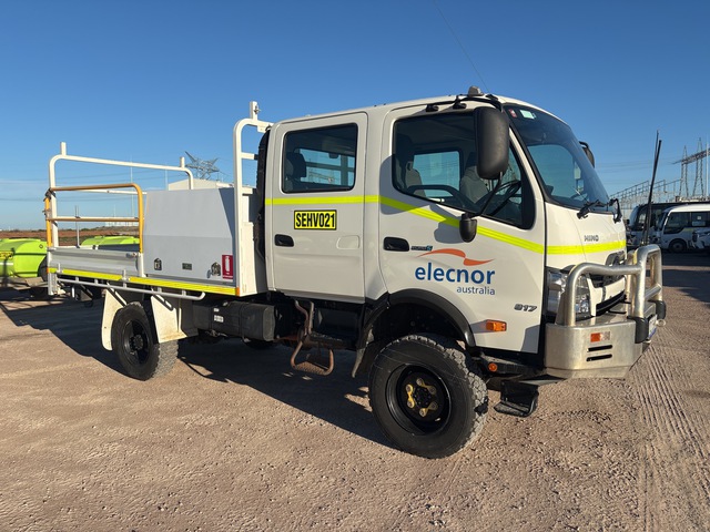 2023 Hino 300 Series 816 4x4 Crew Cab Utility Truck 2023 Hino 300 Series 816 4x4 Crew Cab Utility Truck