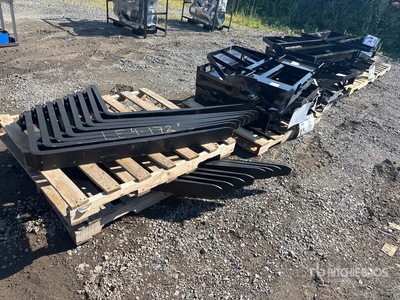 Quantity of (12) 2026 Mower King SA スキッドステア用フォーク (Unused)