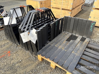 Quantity of (4) 2026 Mower King SA 46 in Kompaktladergabeln (Unused)