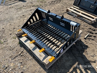 2026 GIYI GY-RB44 44 in Skeleton Mini Godet pour chargeuse à différentiel (Unused)
